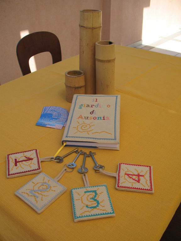 לינה וארוחת בוקר רג'יו די קאלאבריה Il Giardino Di Ausonia מראה חיצוני תמונה